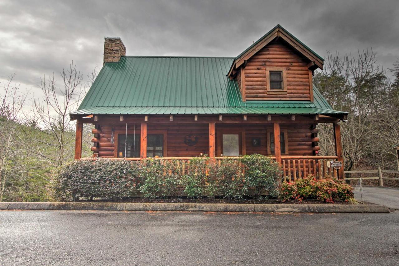 Romantic Cabin With Hot Tub In Pigeon Forge! Exterior foto